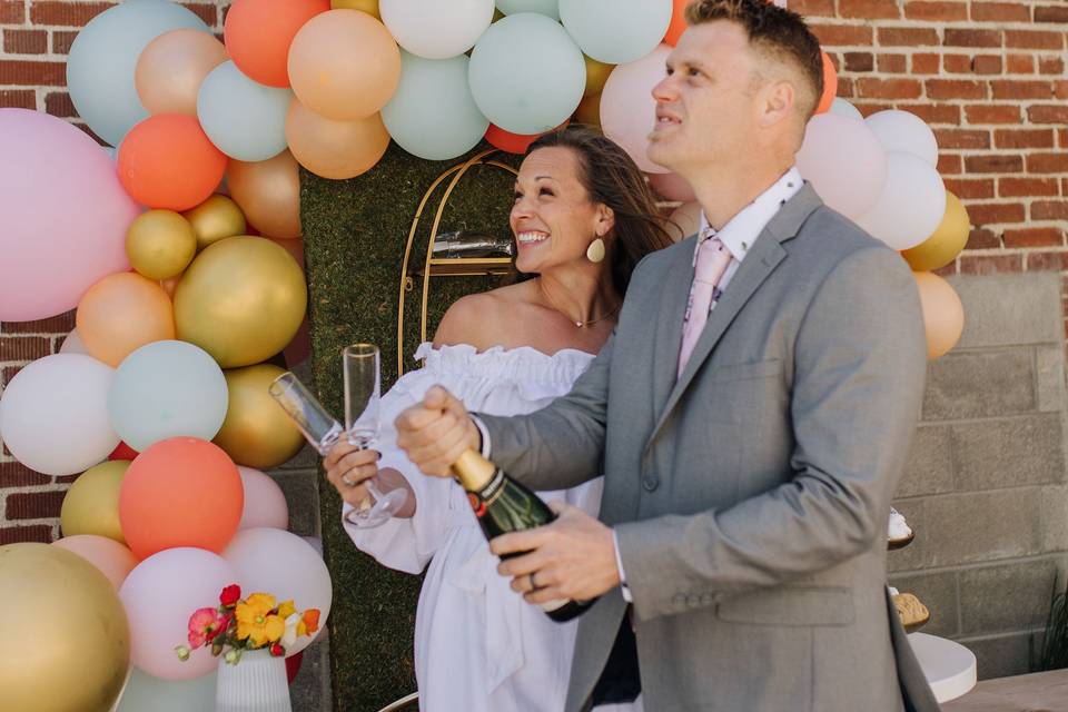 Small wedding- Balloon decor