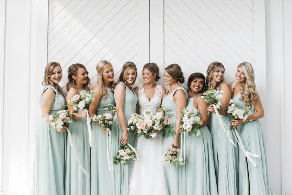 An excited bridal party(Owl and Anchor Studios)