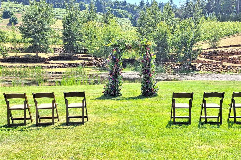 Lush Vineyard Arch