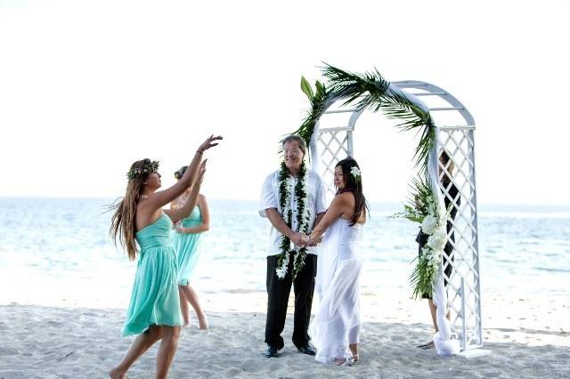 Hula dancers East beach