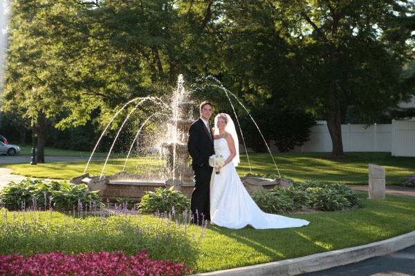 Addison Oaks - Buhl Estate - Venue - Leonard, MI - WeddingWire