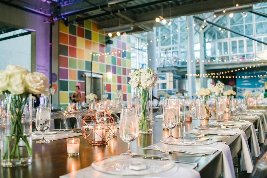 Table setup with white roses