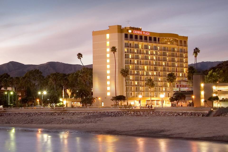 Crowne Plaza Ventura Beach