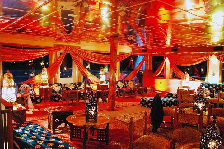 Dining area set-up
