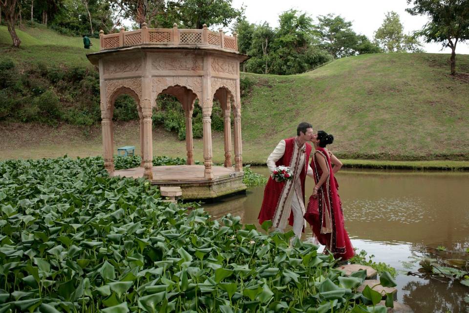 Outdoor wedding Gazarine Photography