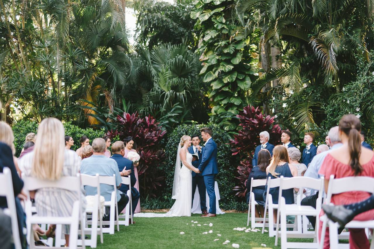 Sunken gardens - Historic Weddings - Saint Petersburg, FL - WeddingWire