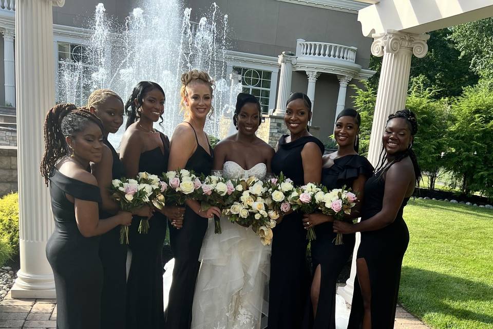 Bride Kiesha & Bridesmaids