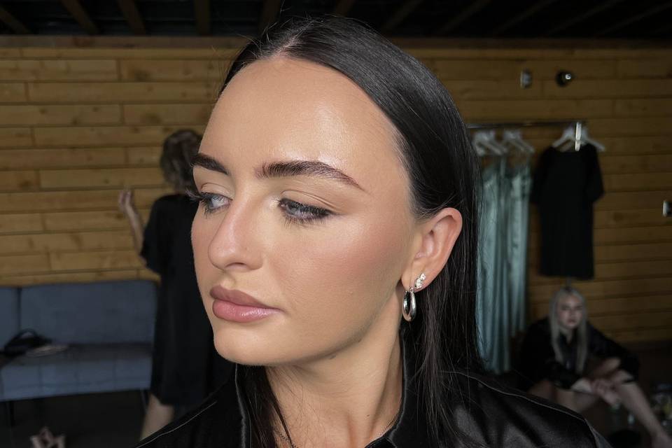 Beautiful Bridesmaid Makeup