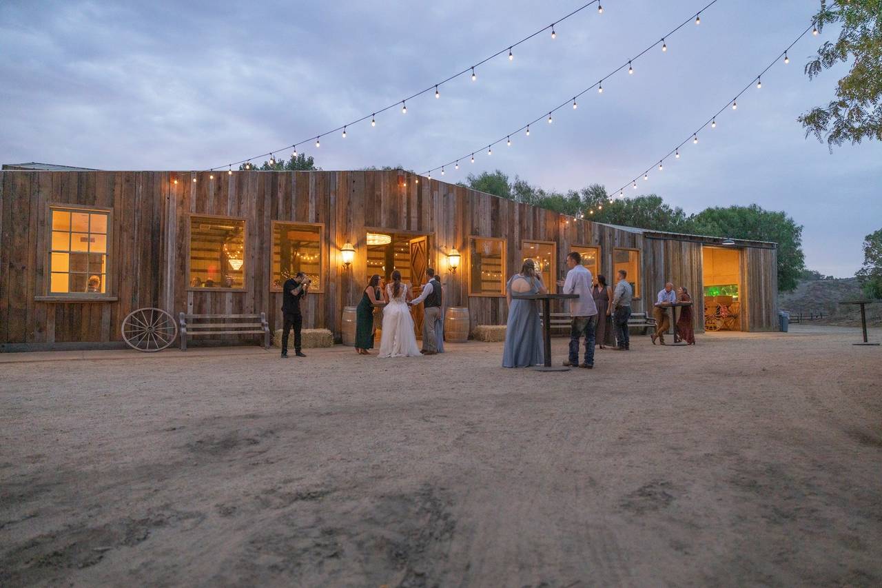 crc-ranch-llc-barn-farm-weddings-temecula-ca-weddingwire