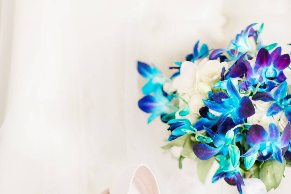 Shoes and bouquet