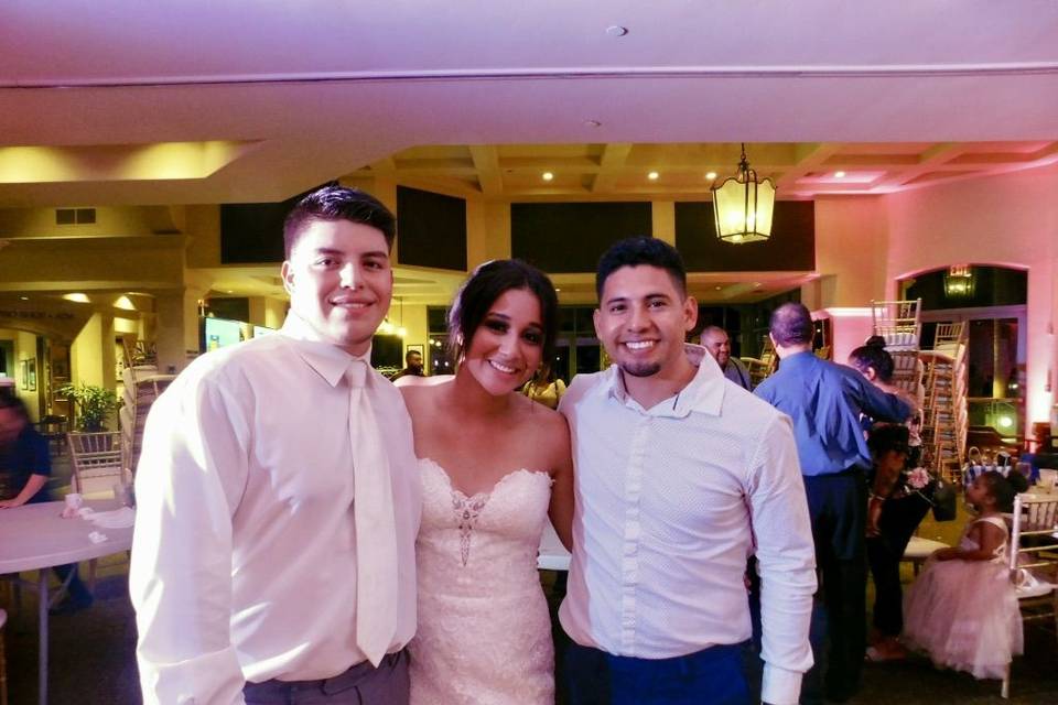 Picture with the newlyweds
