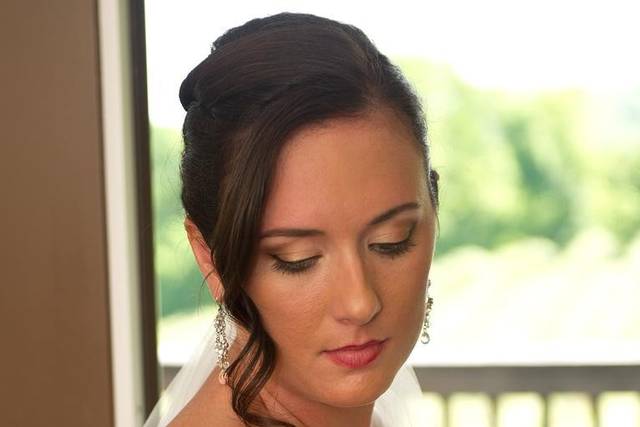 Lena Kerner Makeup Artist