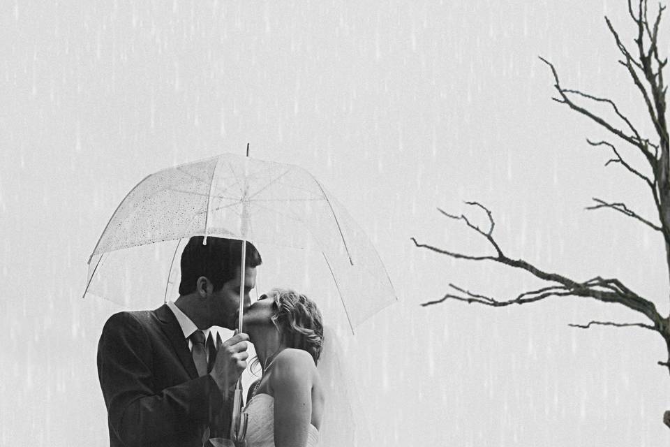 Kiss in the rain