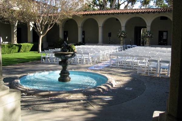The Music Quad, an arcaded courtyard with a beautiful fountain, is one of our most popular wedding ceremony locations and is also used for cocktail receptions and small sit down dinners (100 or less).