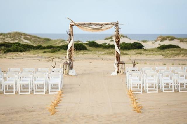 Outdoor ceremony venue