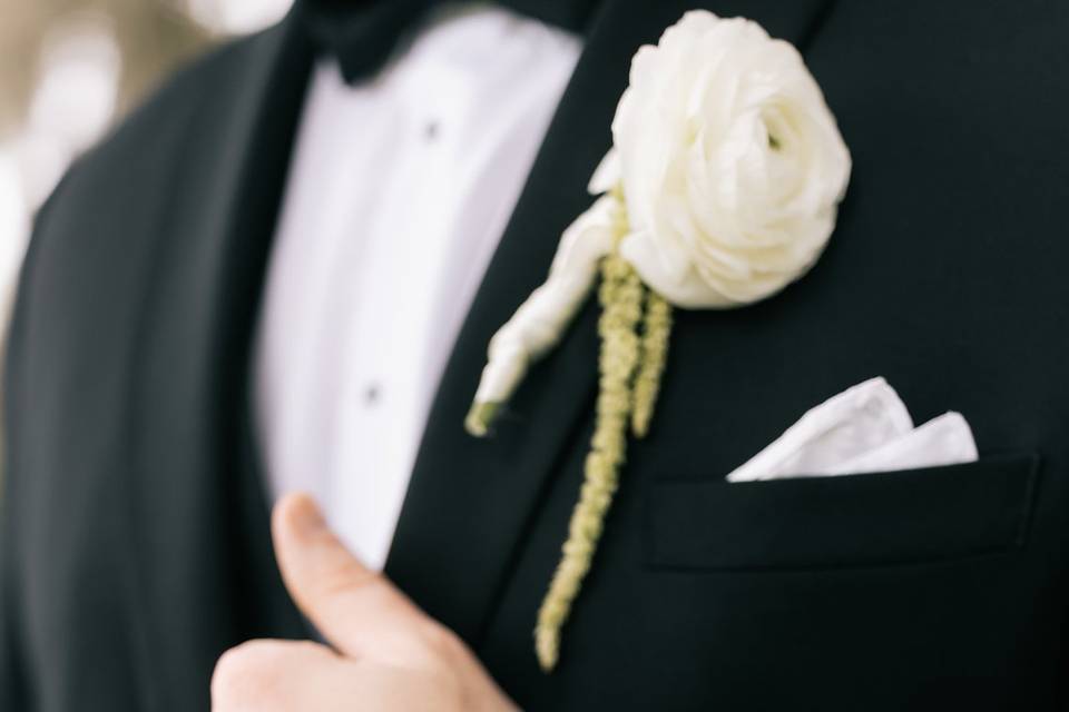 Th groom