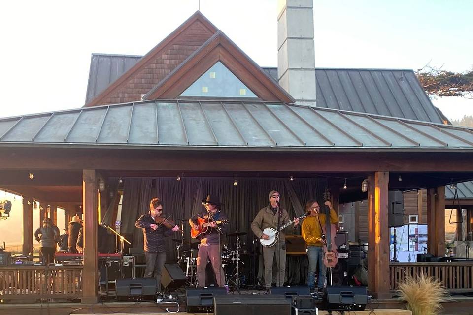 The Inn At Newport Ranch