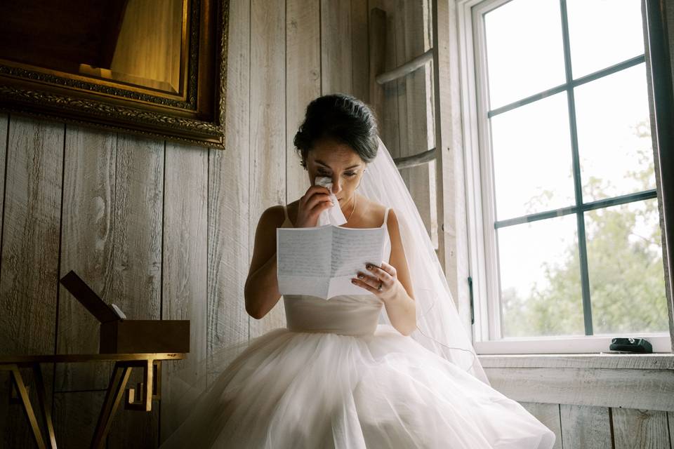 Bride gets emotional reading