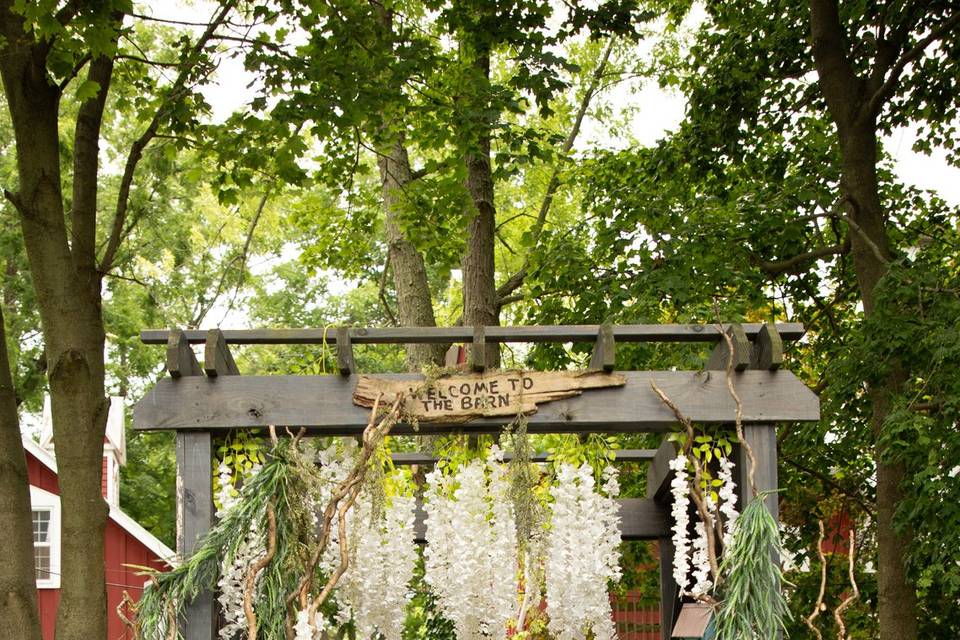 Sunflower Passageway