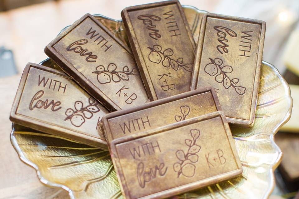 Engraved chocolate bars