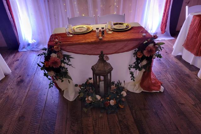 Sweetheart table