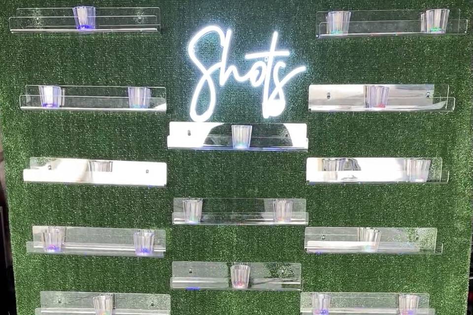 Shot Grass wall