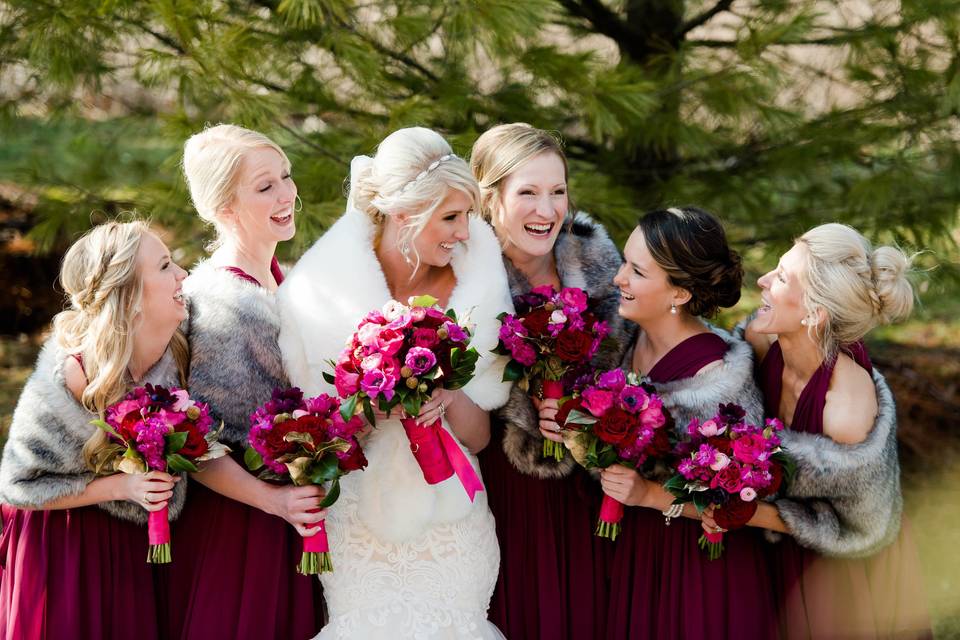 Matching pink bouquets