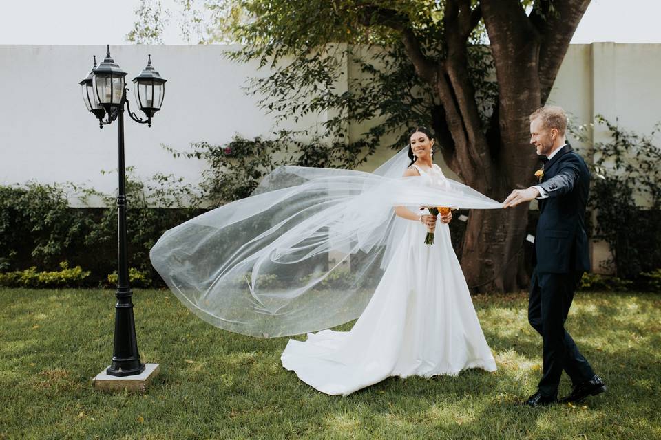 The Camera Wedding Photography