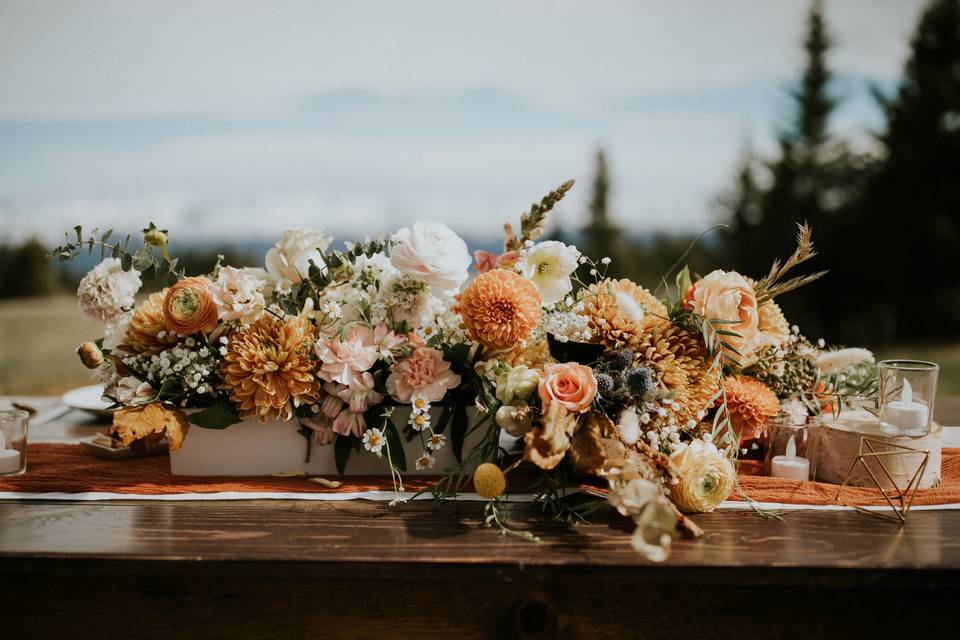 Sweetheart table