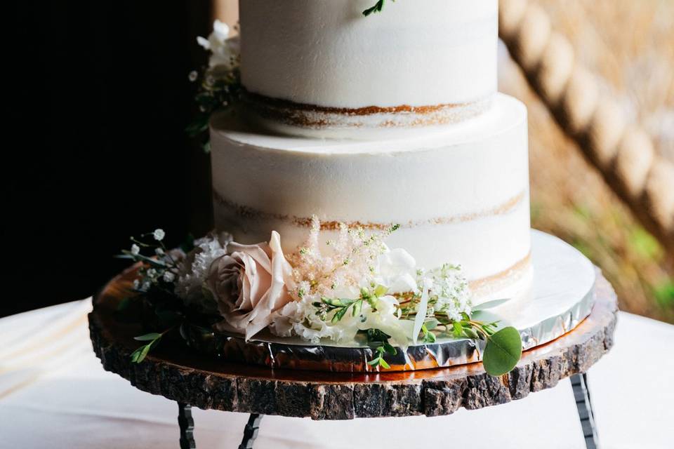 Naked cake