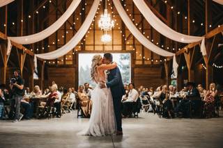 The Graeagle Corner Barn