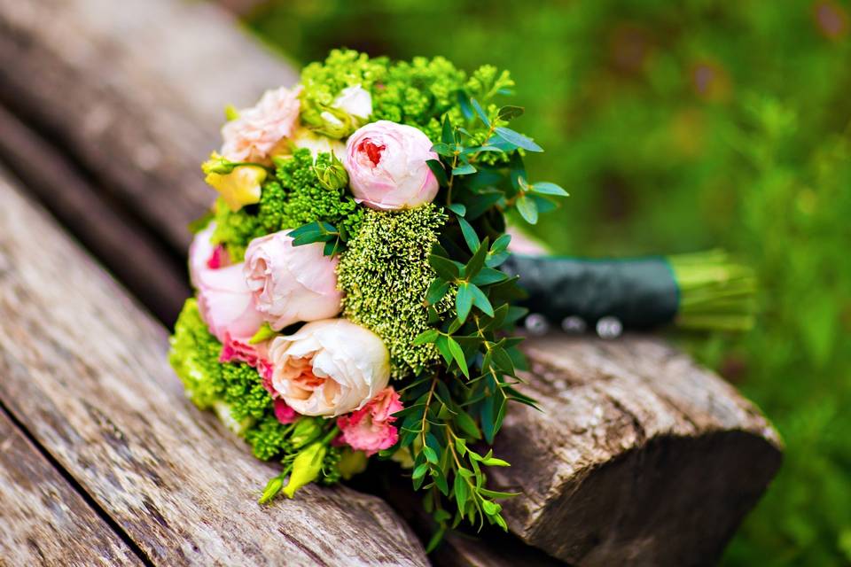 Vibrant green and pink bouquet