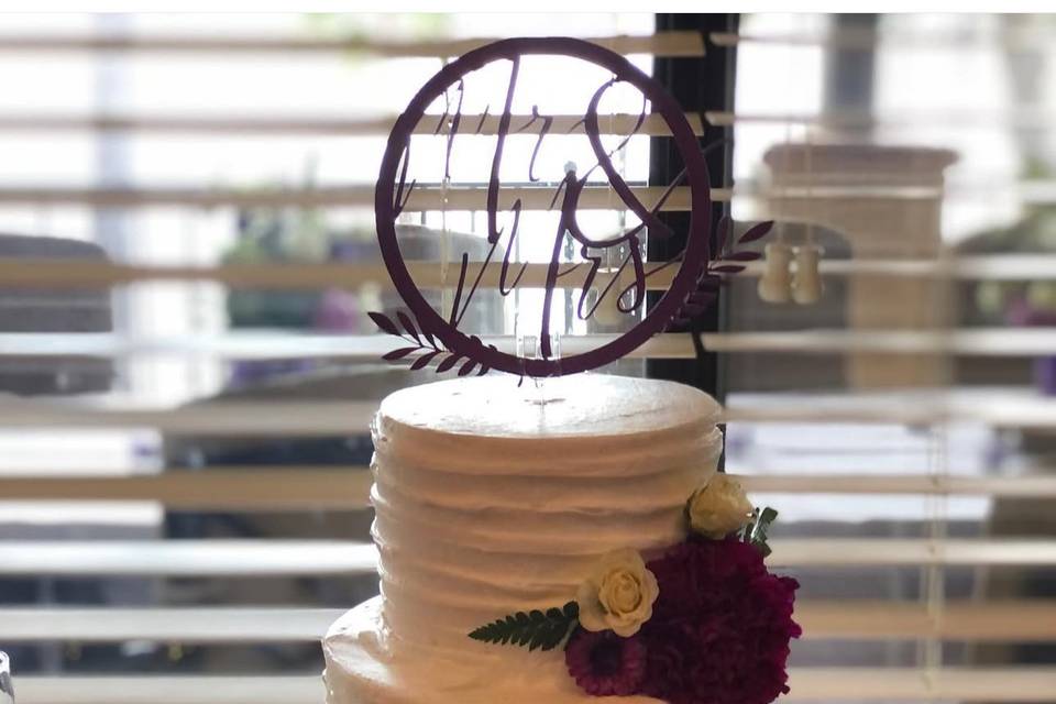 3 tier wedding cake