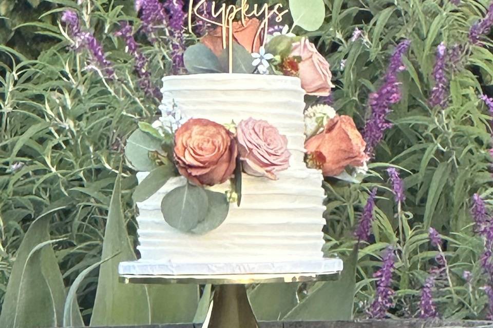 2 tier cake
