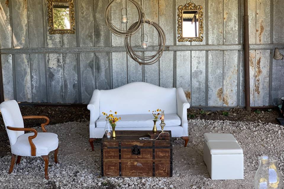 Rustic vintage Cocktail area