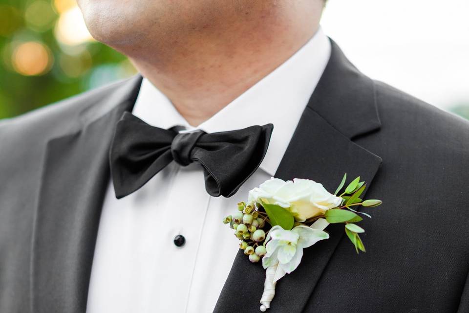 Groom Details