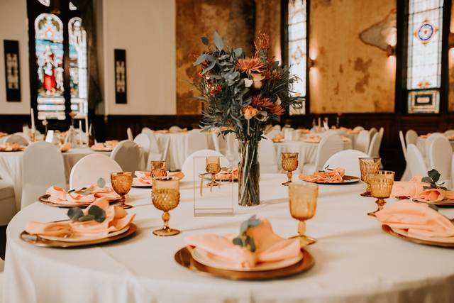 Table setting | Photo: AbbeyElainePhotography