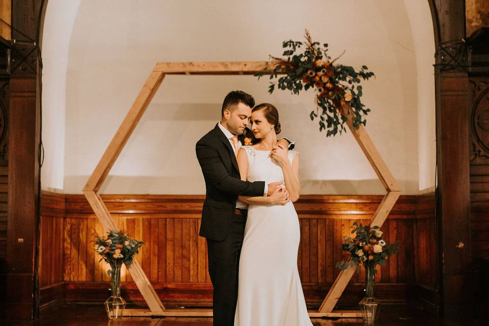 Couple at the front  | Photo: AbbeyElainePhotography