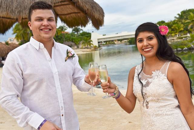 Cheers to the happy couple!