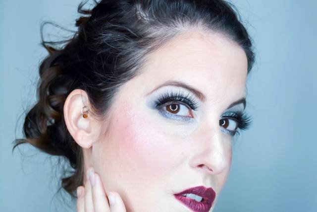 Dramatic eye makeup and lips