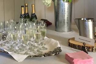 Champagne and centerpiece
