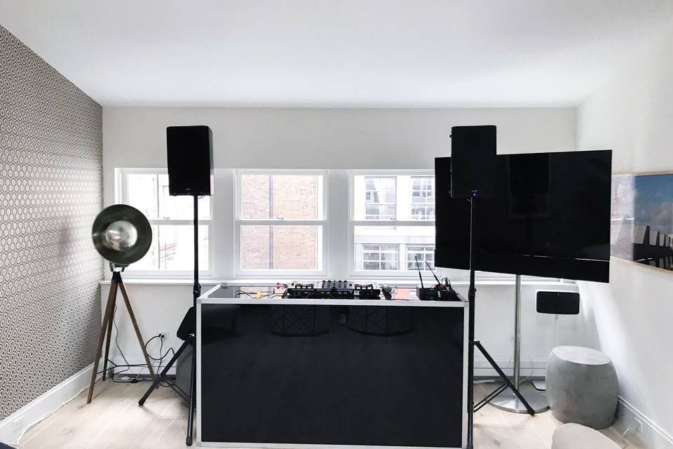High End DJ setup / Video