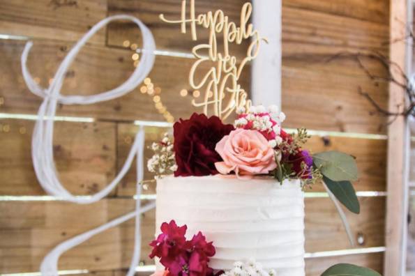 Lovely rose topped cake