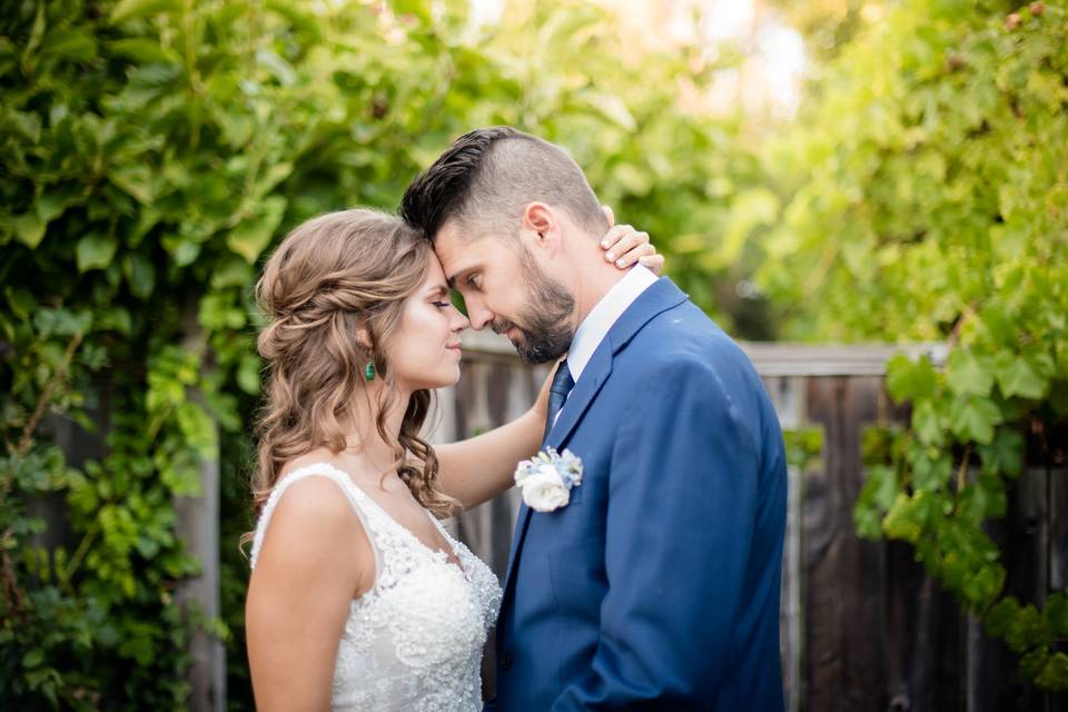 Bride & groom portrait