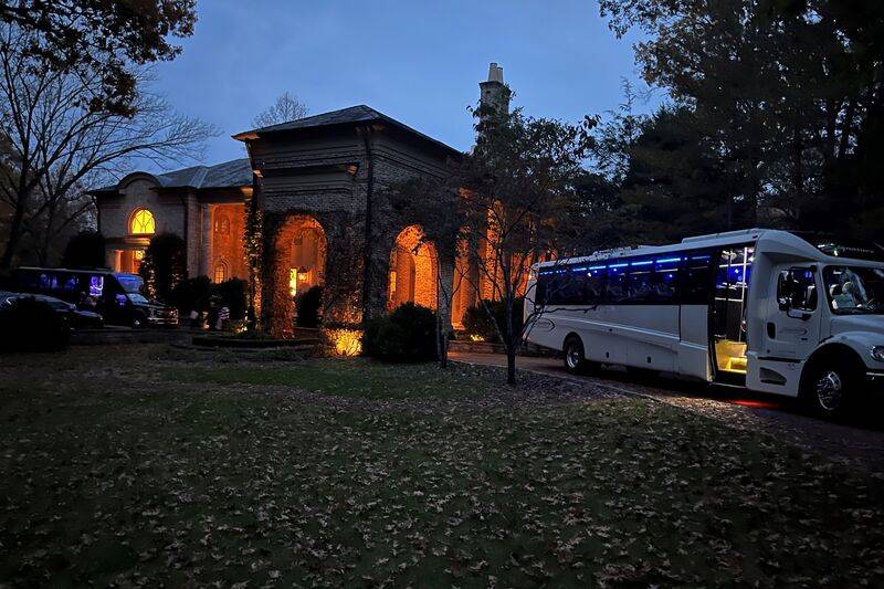 Signature Transportation Services