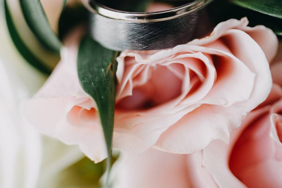 Rings & Flowers