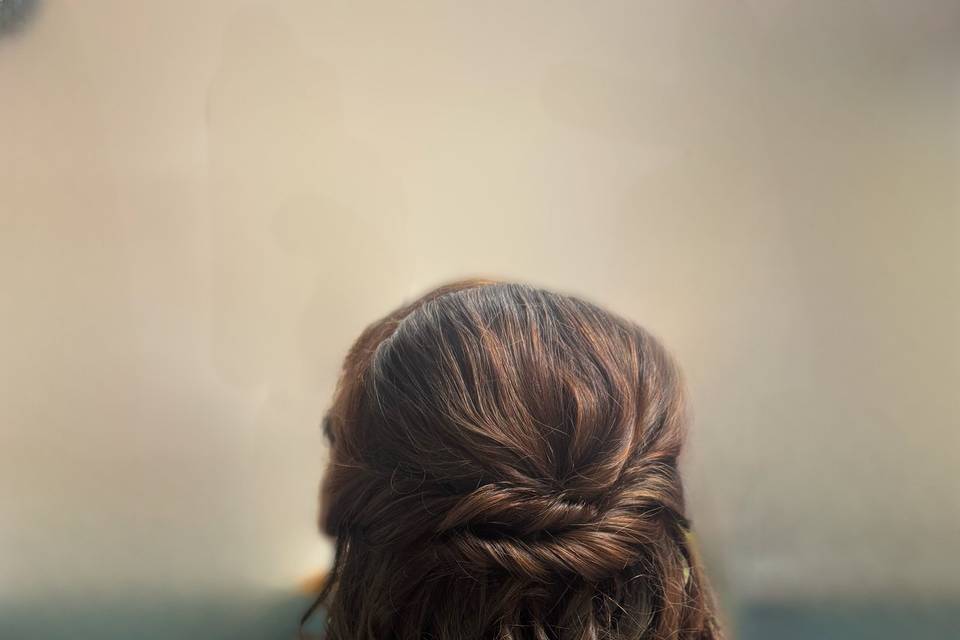 Gorgeous Half Up/Half Down