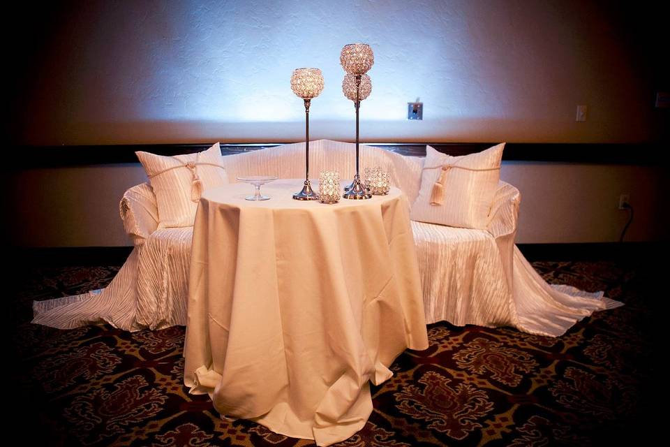 Dianna Guzman & Co. Event Planning and Design, LLC