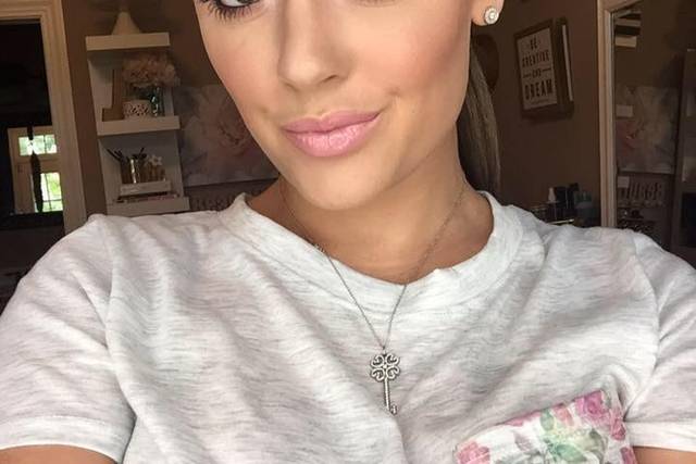 Classic makeup
