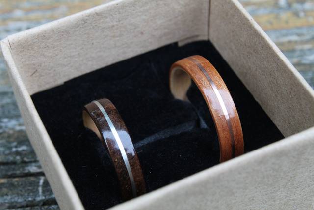 Amazon.com: Wedding Wood Rings, His and Her Rings, Engagement Rings,  Wedding Wood Bands, Weeding Rings Set, Wood Jewellry, Minimalist Ring,  Wedding gift : Handmade Products